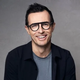 Calvin McDonald CEO lululemon
