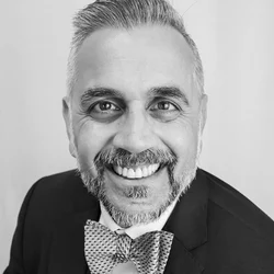 Deepak Kaura CMO 1QBit