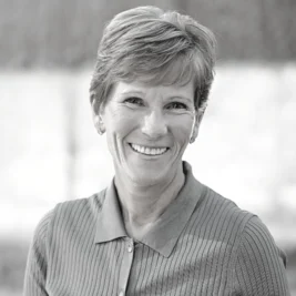 Sue Paish Headshot
